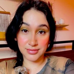 Meet your Posher, Joanna